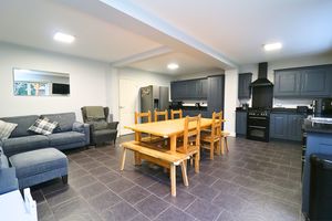 Photo 16- click for photo gallery